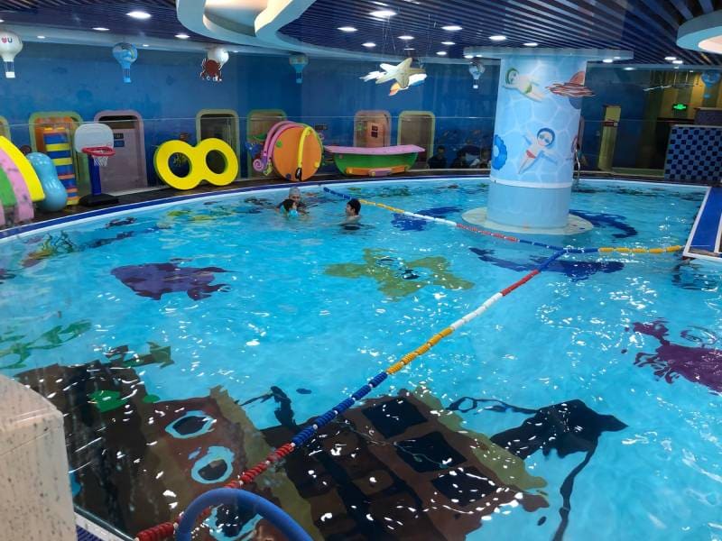 儿童早教专用泳池