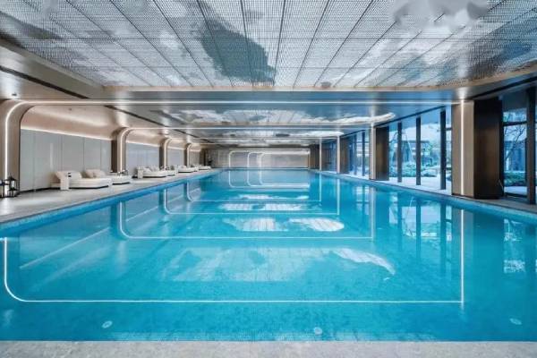 智能泳池设备渗透率持续飙升，AI + 物联网重构水域管理全链路