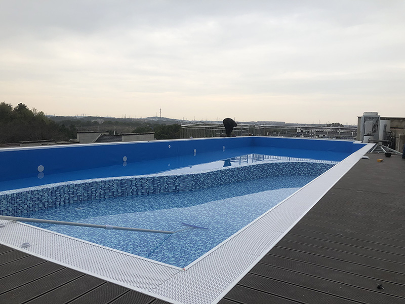 江西南昌某度假酒店无边际泳池